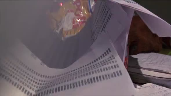 Náhled Nebezpečná síť - Hackers (USA, 1995 - CZ dabing - H264 - MP3 2CH).mkv (8)