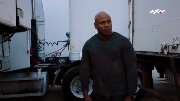 Náhled Námořní vyšetřovací služba - Los Angeles S07E01 - NCIS Los Angeles - TVrip CZdabing.avi (9)