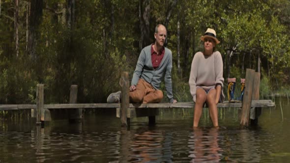 Náhled The.100.Year.Old.Man.Who.Climbed.Out.the.Window.and.Disappeared.2013.BDRip.XViD.MP3.CZ-GRiNGO.avi (6)