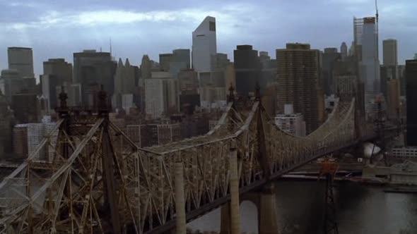 Náhled Kriminalka New York S01E14 - Krev, pot a slzy (DVDRip-Czdab).avi (8)