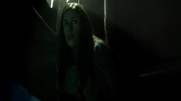 Náhled Harbinger-Down-(2015)-Cz-tit.-Sci-Fi--Horor--!!NOVINKA!!-Move-MAG.avi (9)