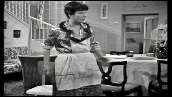 Náhled Taková normální rodinka 03 - Po svatbe (1971).avi (2)