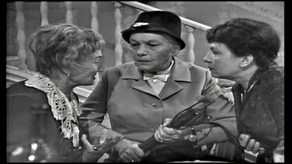 Náhled Taková normální rodinka 03 - Po svatbe (1971).avi (9)