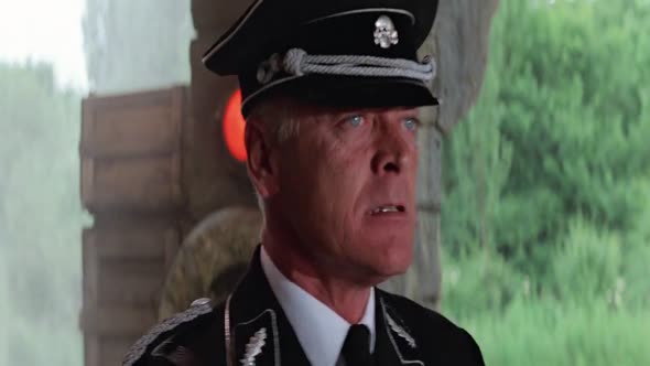 Náhled Indiana Jones a Poslední křížová výprava , 1989 - HD 720p - CZ dabing - H264 - AC-3 2CH).mkv (6)