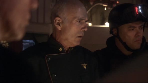 Náhled Battlestar Galactica CZ - 02x09 - Let Fnixe.avi (9)