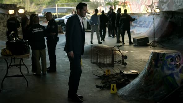 Náhled Lucifer.S02E03.CZ titulky.720p.HDTV.avi (2)