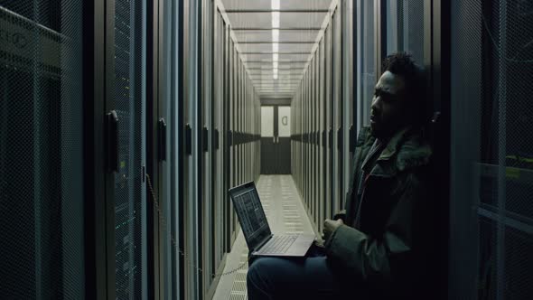 Náhled The.Martian.2015.1080p.BluRay.x264.AAC-ETRG.mkv (7)
