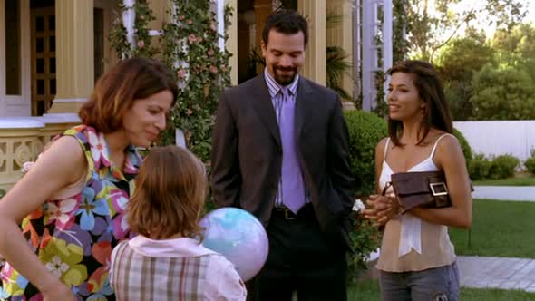Náhled Zoufalé manželky - Desperate Housewives S01E03 DVDrip CZDAB.avi (4)