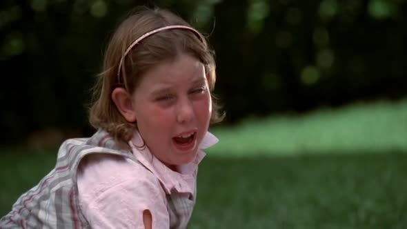Náhled Zoufalé manželky - Desperate Housewives S01E03 DVDrip CZDAB.avi (5)