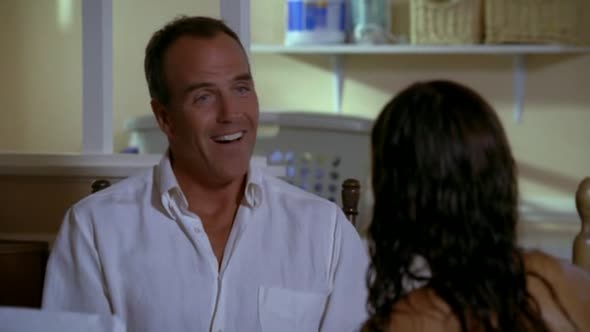 Náhled Zoufalé manželky - Desperate Housewives S01E03 DVDrip CZDAB.avi (7)