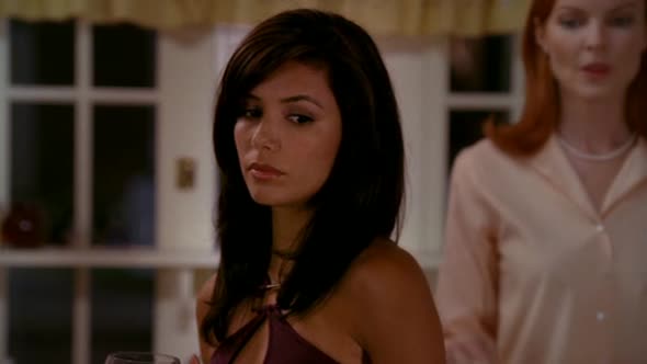 Náhled Zoufalé manželky - Desperate Housewives S01E02 DVDrip CZDAB.avi (1)