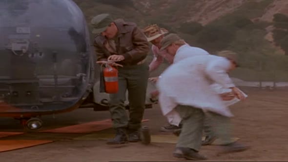 Náhled MASH 248 DVDRip CZ.avi (4)