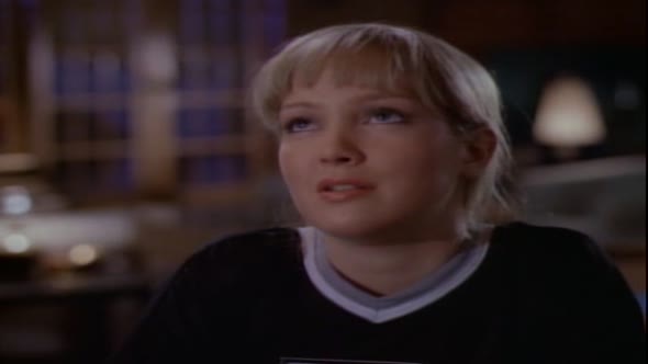 Náhled macgyver-04x13.behani.v.kruhu.fs.dvd.xvid.cz-cb.avi (7)