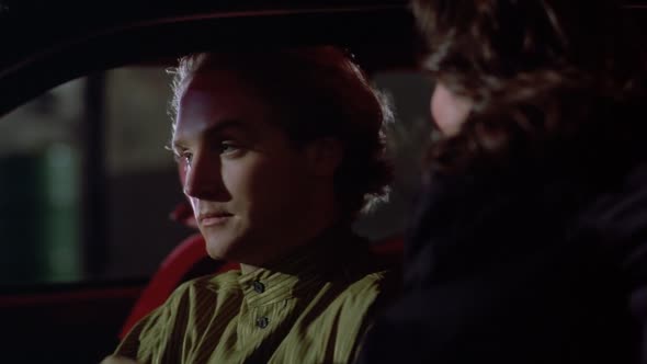 Náhled Rude.horko-Red.Heat.1080p.CZ.EN.DTS.x264.1988.mkv (7)