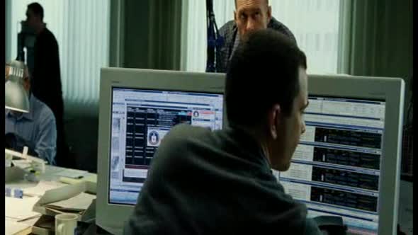 Náhled Bournův mýtus (2004).avi (2)