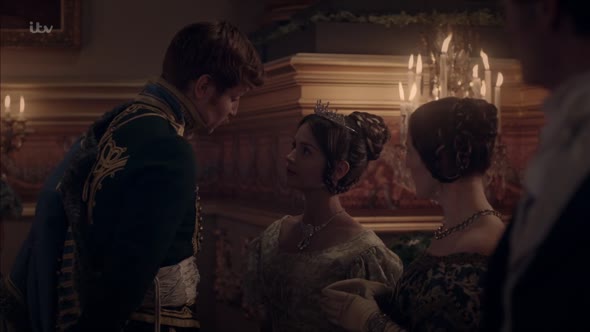 Náhled victoria.s01e01.720p.hdtv.x264-tla.mkv (7)