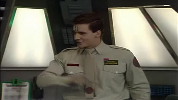 Náhled Červený trpaslík - Red dwarf S01E03 DVDrip CZDAB.avi (1)