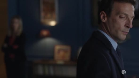 Náhled Le.Bureau.Des.Legendes.S02E01.FRENCH.HDTV.XviD-ZT.avi (3)