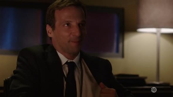 Náhled Le.Bureau.Des.Legendes.S02E01.FRENCH.HDTV.XviD-ZT.avi (8)