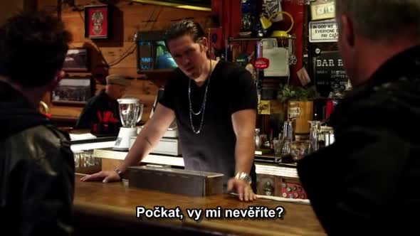 Náhled Shameless-US---S01E07---cz-tit..avi (9)