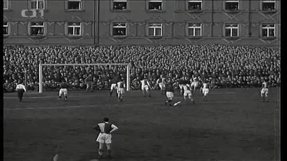 Náhled Muži v offsidu (1931).avi (10)