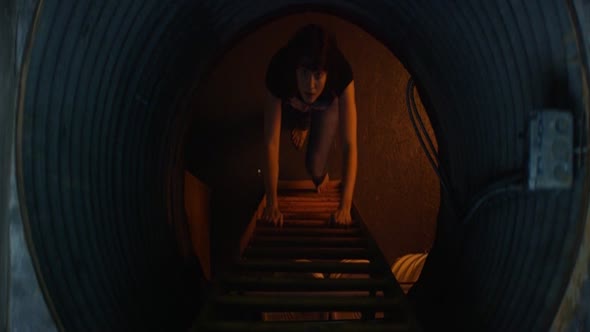 Náhled Ulice-Cloverfield-10-10-Cloverfield-Lane-2016-CZ-dabing.avi (7)
