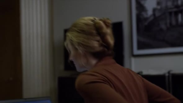 Náhled Homeland.S05E05.HDTV.x264-FLEET.mp4 (6)