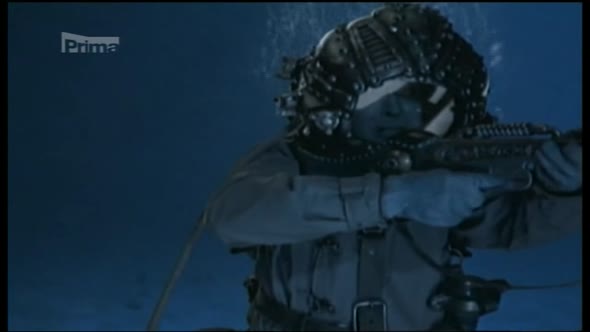 Náhled 20 000 Mil pod Morem, CZ dabing (1997).avi (8)