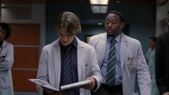 Náhled Dr. House S01E15 Zakon mafie (CZ).avi (1)