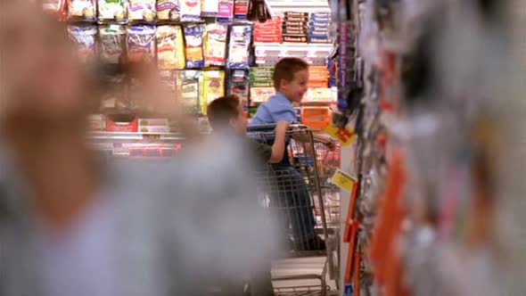 Náhled Zoufalé manželky - Desperate Housewives S01E01 DVDrip CZDAB.avi (6)