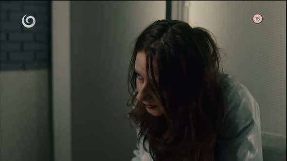 Náhled Za-sklom-(2016)-2. diel-krimi-seriál-Slovensko-TVRip-Nicole.avi (8)