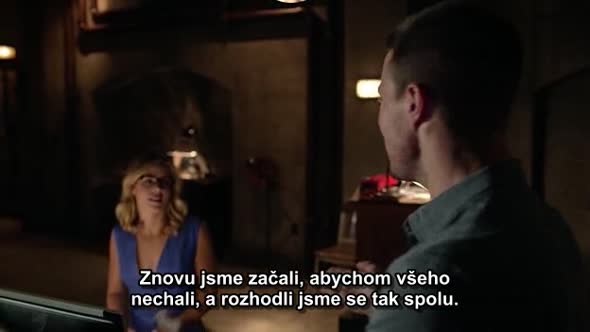 Náhled Arrow-S04E01---cz-tit..avi (6)