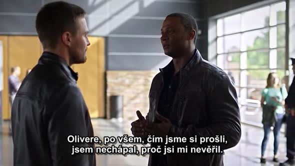 Náhled Arrow-S04E01---cz-tit..avi (8)