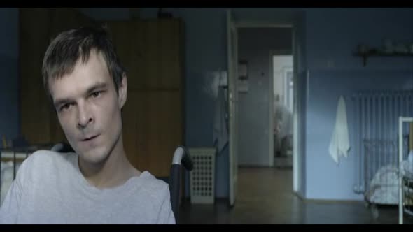 Náhled Život je úžasný cz.titl.avi (9)