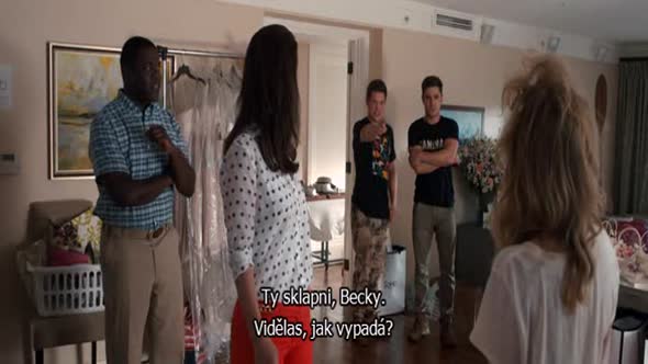 Náhled Mike-i-Dave-shanej-holku-cz-tit.v-obraze.csfd-62-komedie-2016..Zac-Efron-Anna-Kendrick...avi (5)