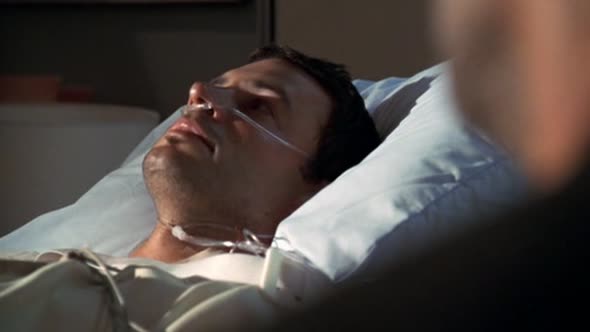 Náhled Dr.-House-S01E12.avi (9)