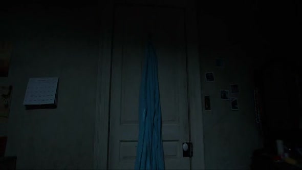 Náhled V-zajetí-démonů-2013-DVDRip-CZ-Dabing.avi (8)