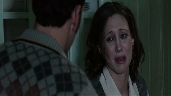 Náhled V-zajetí-démonů-2013-DVDRip-CZ-Dabing.avi (9)