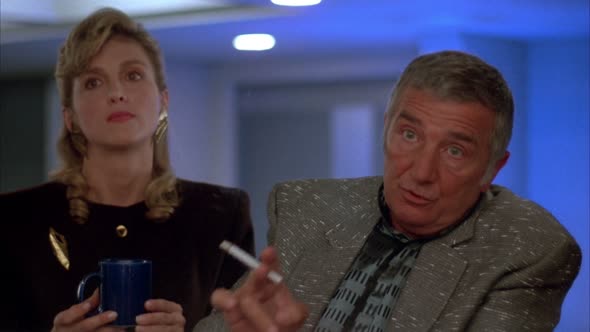 Náhled The-Running-Man.CZ.ENG.1987.1080p.BluRay.x264.DTS.mkv (3)