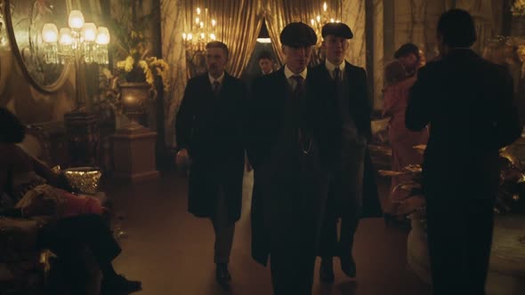 Náhled Peaky Blinders S02E01 - BRrip HD720p CZtitulky.mkv (9)