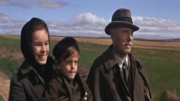 Náhled Doktor Živago - Doctor Zhivago - 1965 DVDrip CZdabing.avi (8)