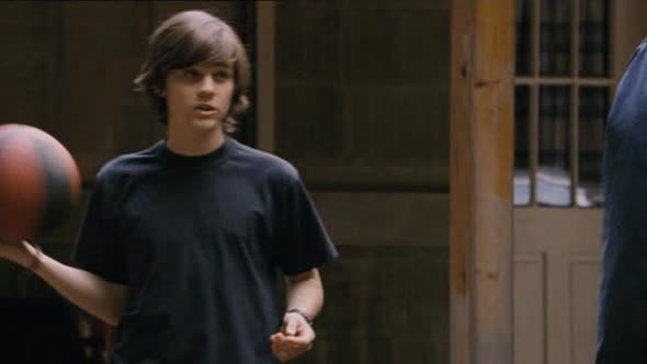 Náhled Kontrakt_dvdrip_xvid_cz.avi (1)