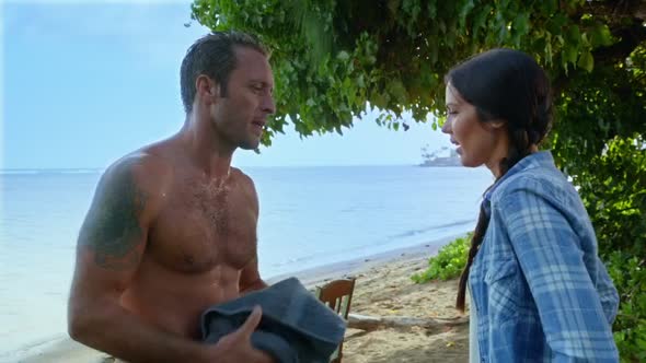 Náhled Hawaii 5-0 S05E25 - WEB-DL CZdabing.mkv (2)