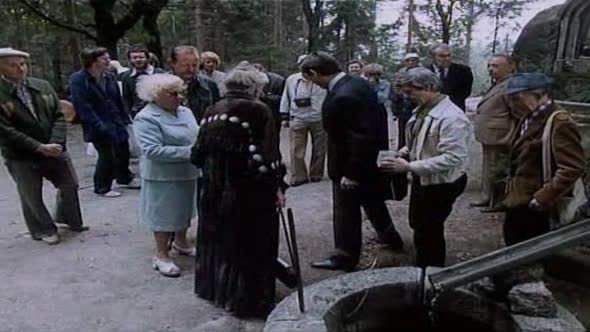Náhled Jara_Cimrman_lezici_spici_1983_dabing.avi (3)