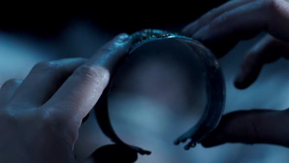 Náhled Merlin-S02E08-DVDRip-XviD-CZ.avi (3)