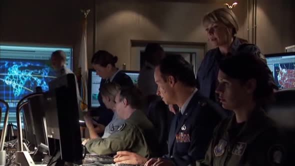 Náhled Stargate Atlantis - 05x20 Nepritel pred branami.avi (7)