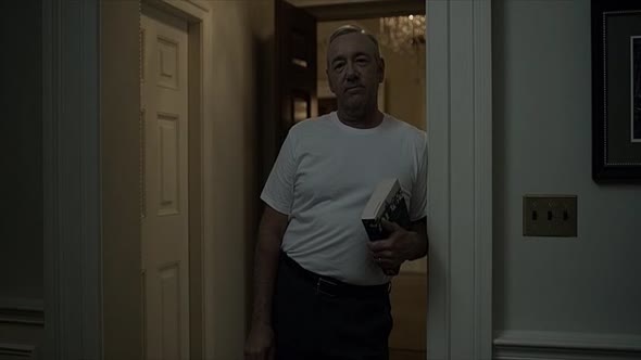 Náhled House.of.Cards.2013.S04E07.WEBRip.XviD-Nicole.avi (6)