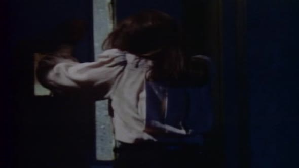 Náhled MacGyver S04E11 boj o tommyho giordana (CZ).avi (8)