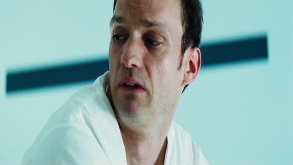 Náhled Ostrov-2005-CZ.mkv (8)