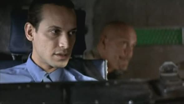 Náhled CON AIR - NICOLAS CAGE - DRAMA - CZdabing.avi (5)